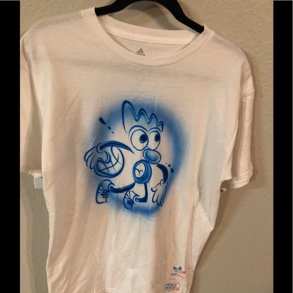 Adidas Nice Kicks T-shirt size Medium